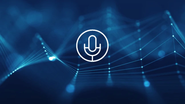 Abstrakte blaue Liniengrafik mit Knotenpunkten, links ein Mikrofon‑Icon als Symbol für Sprach- oder Audiofunktion.