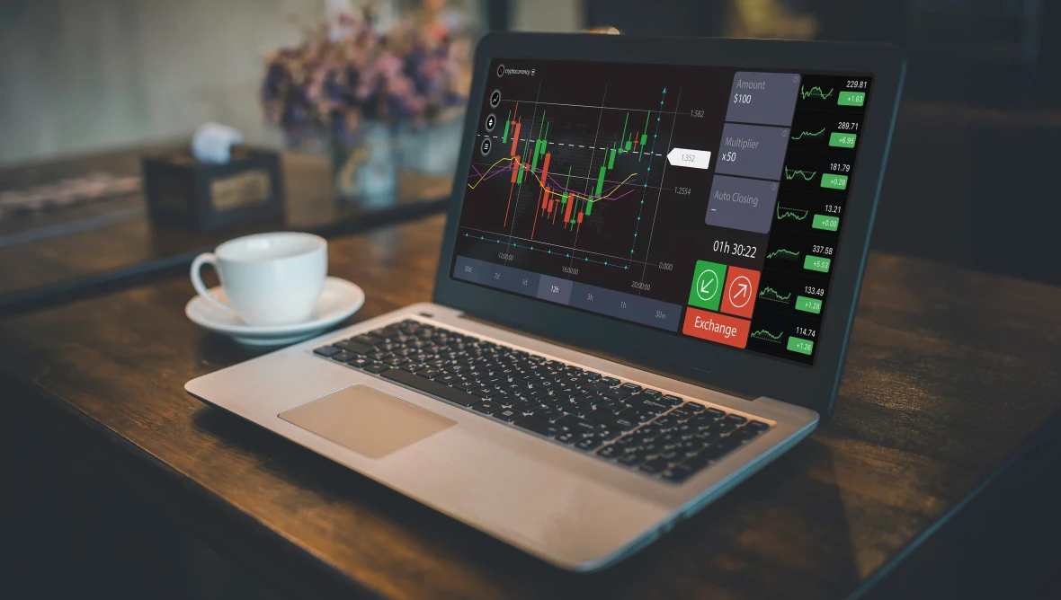 Sebastian Otter  Experte für Anlagelösungen von onemarkets by UniCredit und Dr. Thomas Strobel  Investmentstratege bei der UniCredit Bank GmbH