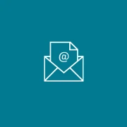 Symbol eines Briefumschlags mit @-Zeichen und dem Text Postfach darunter in einem Kreis mit Pluszeichen.