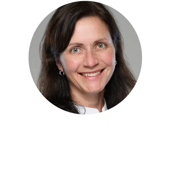 Portraitfoto von Nadine Rompf, HypoVereinsbank.