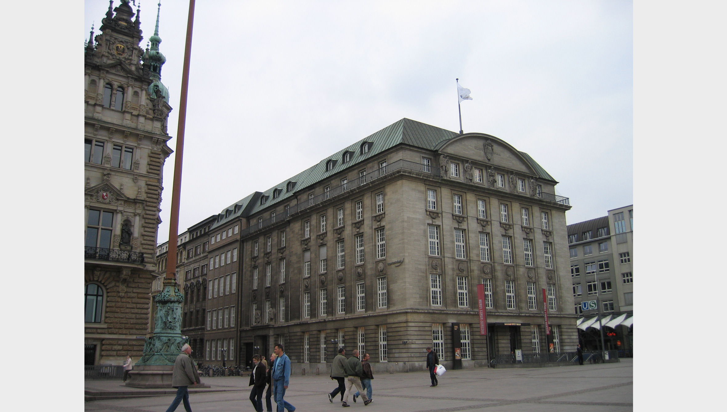 Die HypoVereinsbank integrierte 2005 die Vereins- und Westbank.